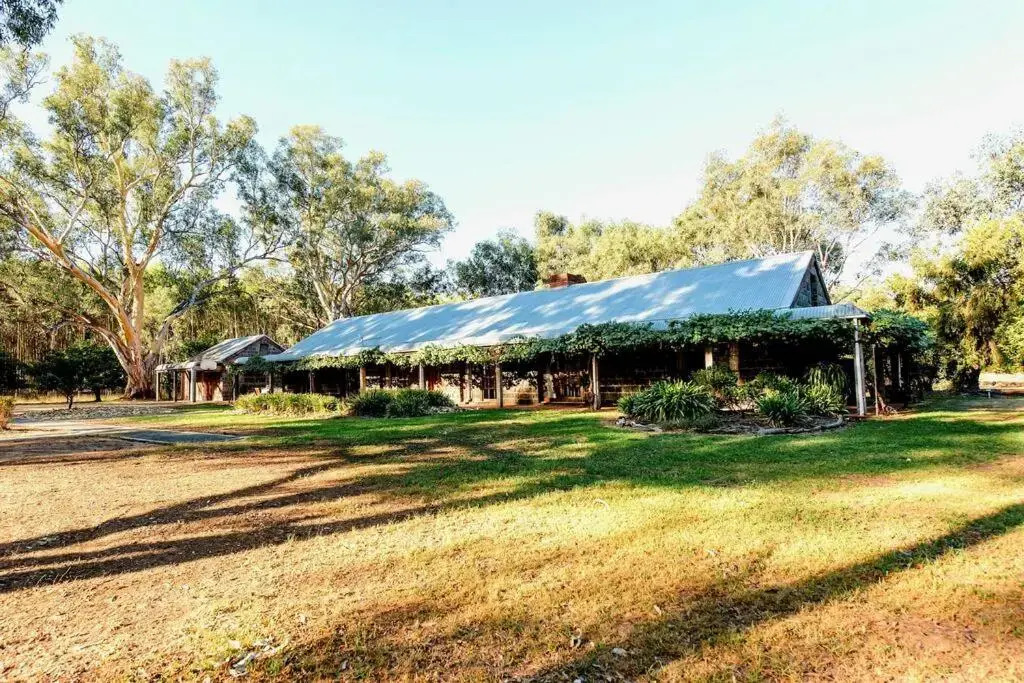 Gumstead House