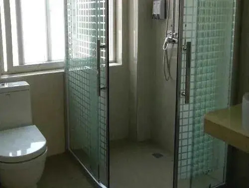 Kunlun Leju Business Hotel