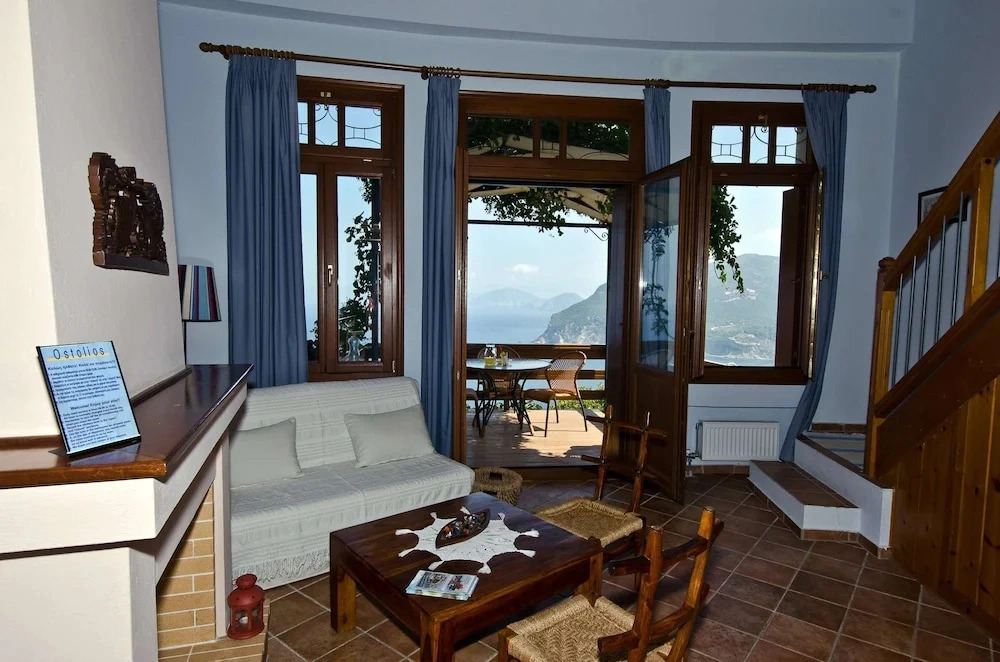 Stolios Skopelos - Urania Split Level Nest