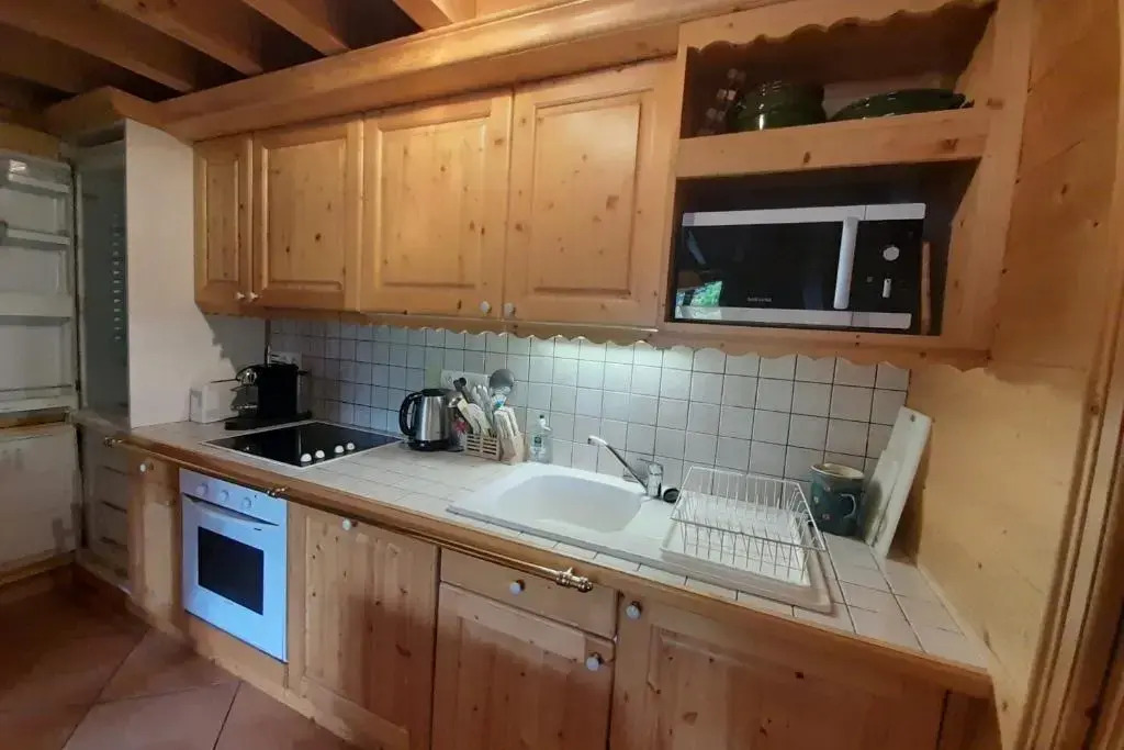 Charming Apartment Near The Slopes!