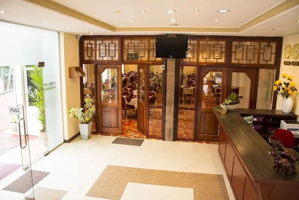 Hotel Lakefield