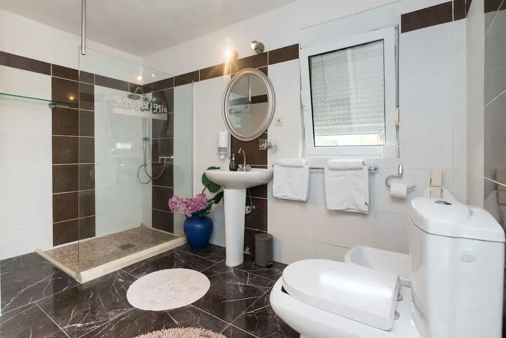 Holiday Home Villa ANiMa-Mia by Interhome