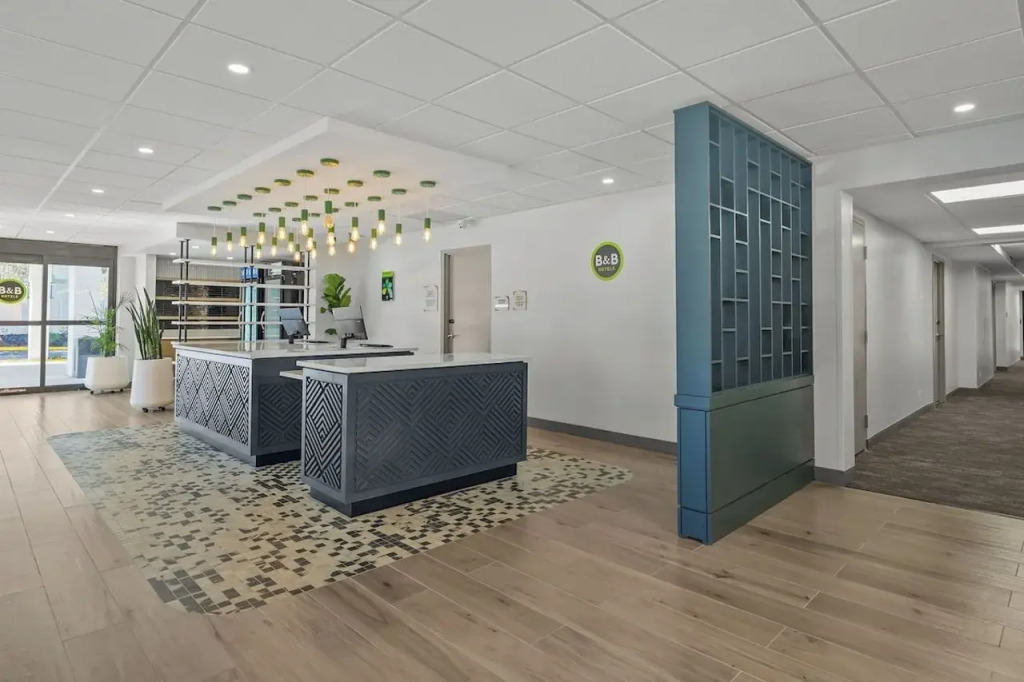 B&B HOTEL Orlando International Drive near Universal - Newly Renovated