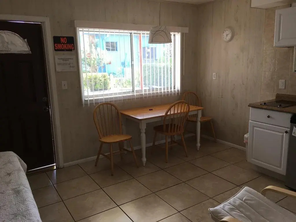 Carousel Suites -Redington Shores