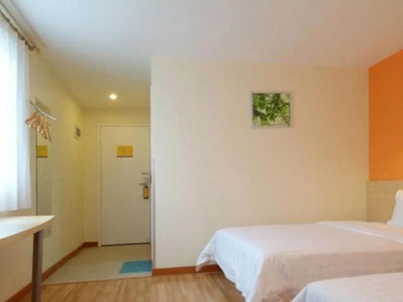 Ranz Hotel