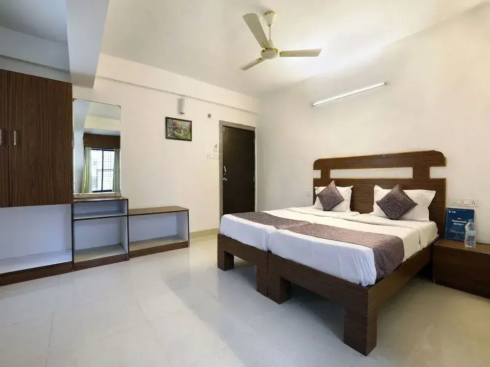 Hotel IRIS
