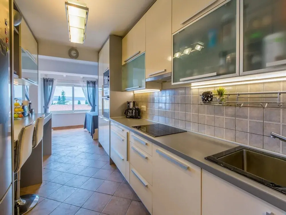 Apartments Azzaro