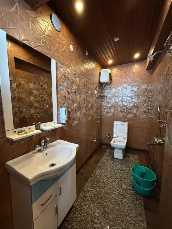 Hotel Ratna Villa Inn