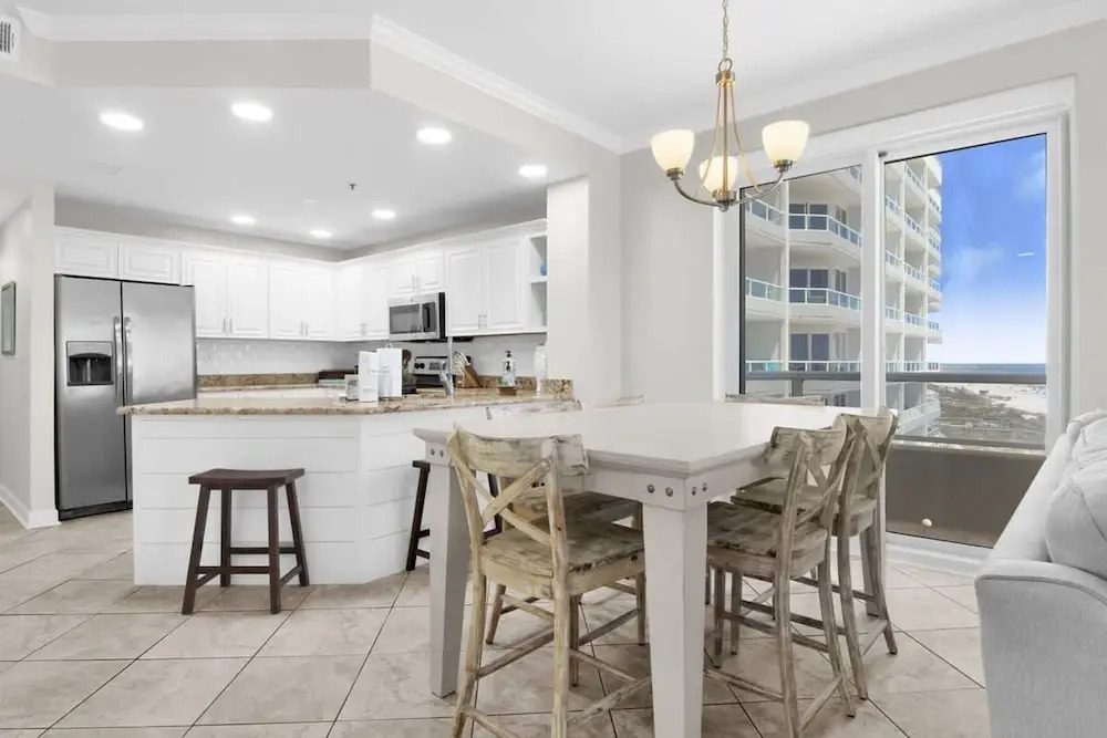 Enclave 401 Beachfront Tennis Stunning Views