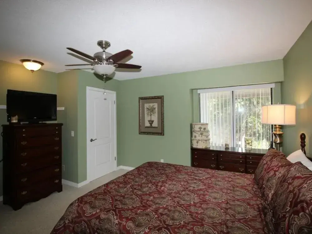 71 Springwood Villas 2 Br villa by RedAwning