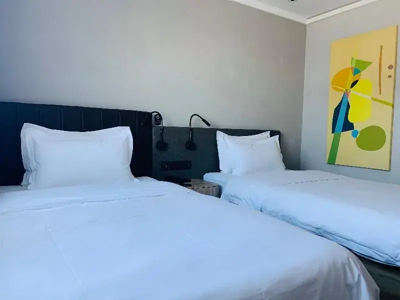 Hanting Premium Hotel Beijing Shijingshan Amusement Park