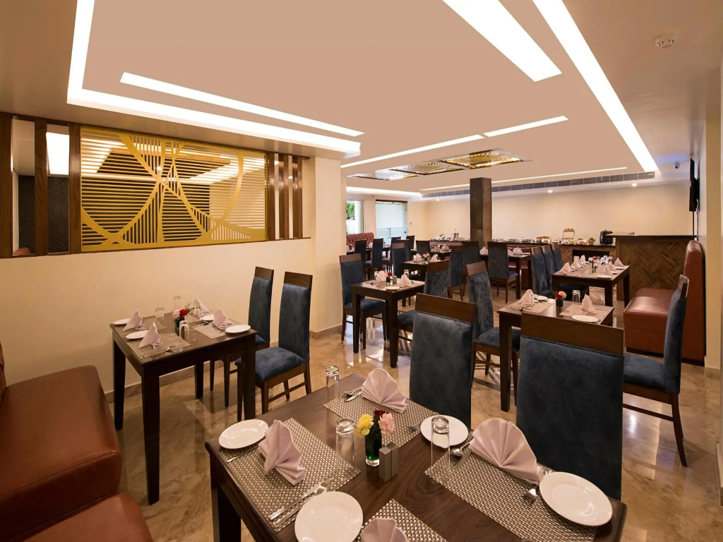 Clarks Inn Suites Katra