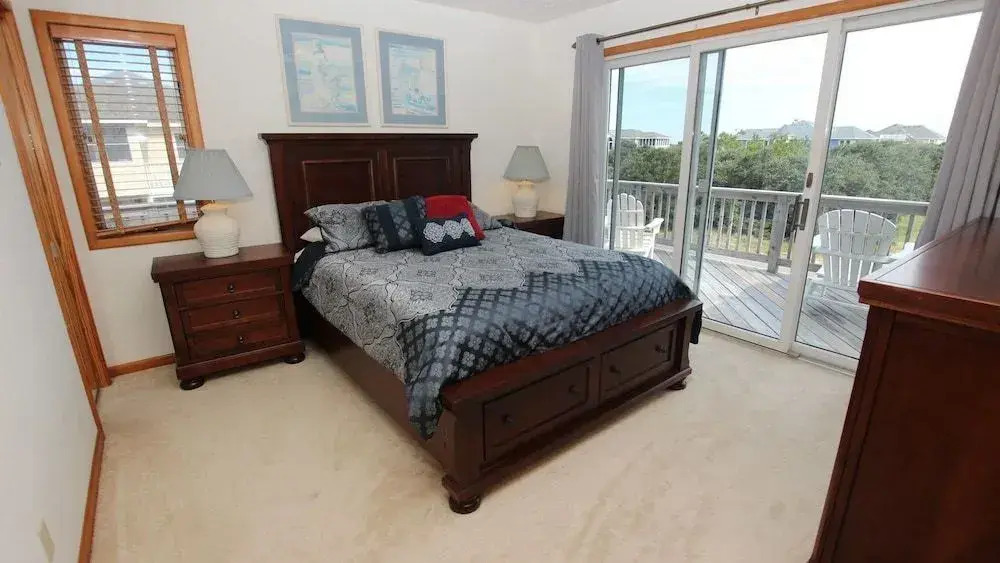 VA Whalehead 1040 - 4 Br Home