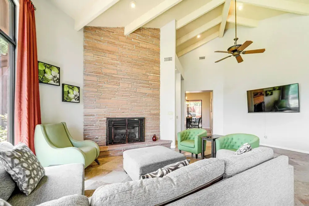 Group Getaway w/ Outdoor Oasis in Sedona!