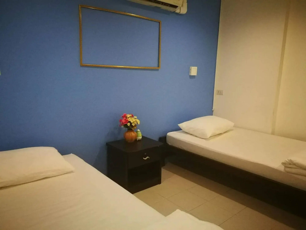 FIRST 1 Boutique House at Sukhumvit 1
