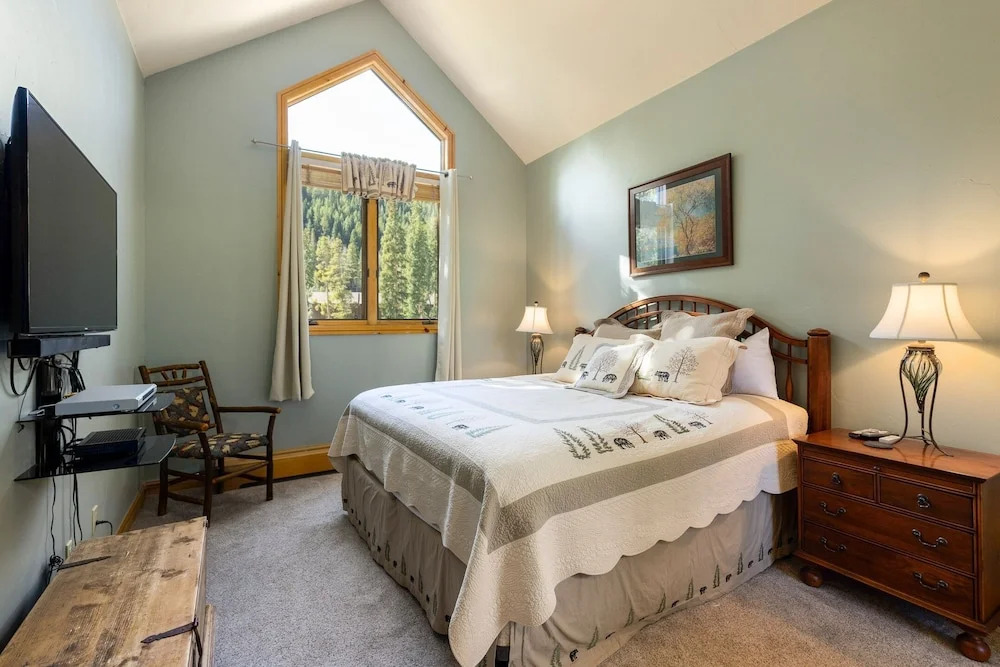 2985 Ironwood Townhomes