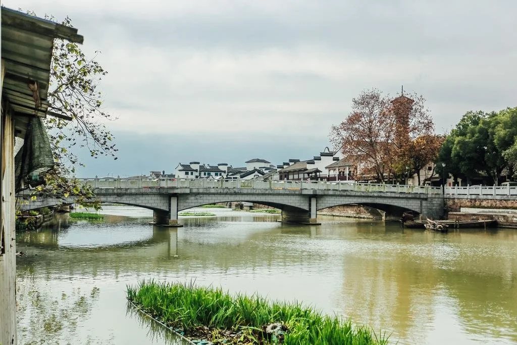 Wuzhen Riverside Boutique Hostel