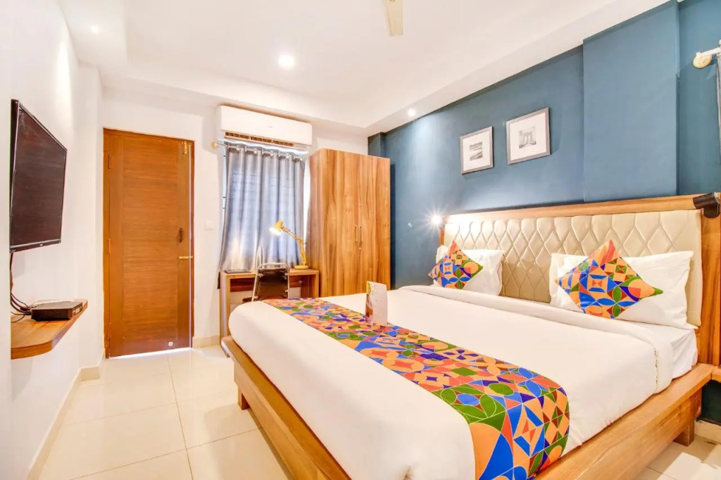 Hotel The Sun Suites - Yelahanka