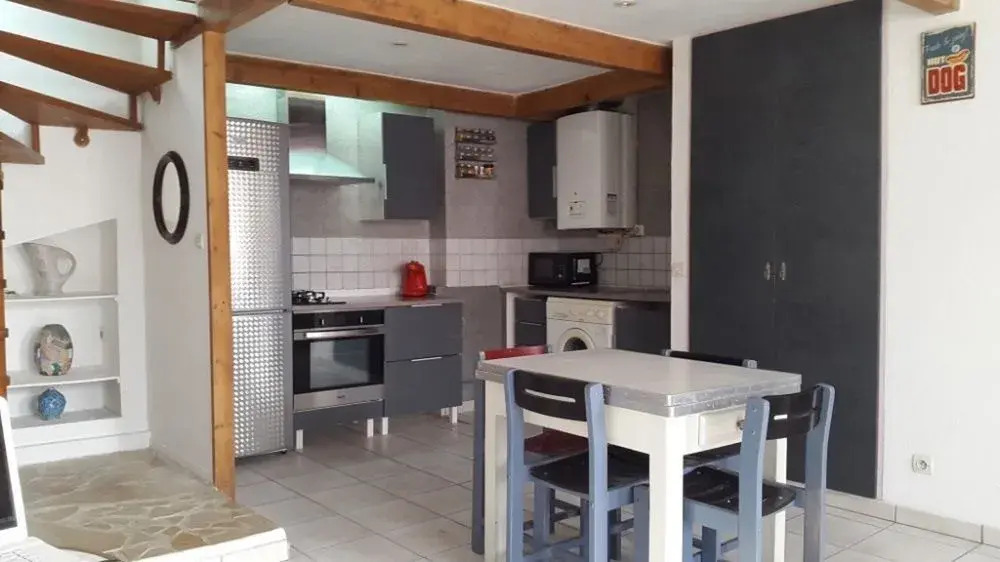 Bright 50sqm Duplex Apartment With One Room In The Center Of Nice, Wit
