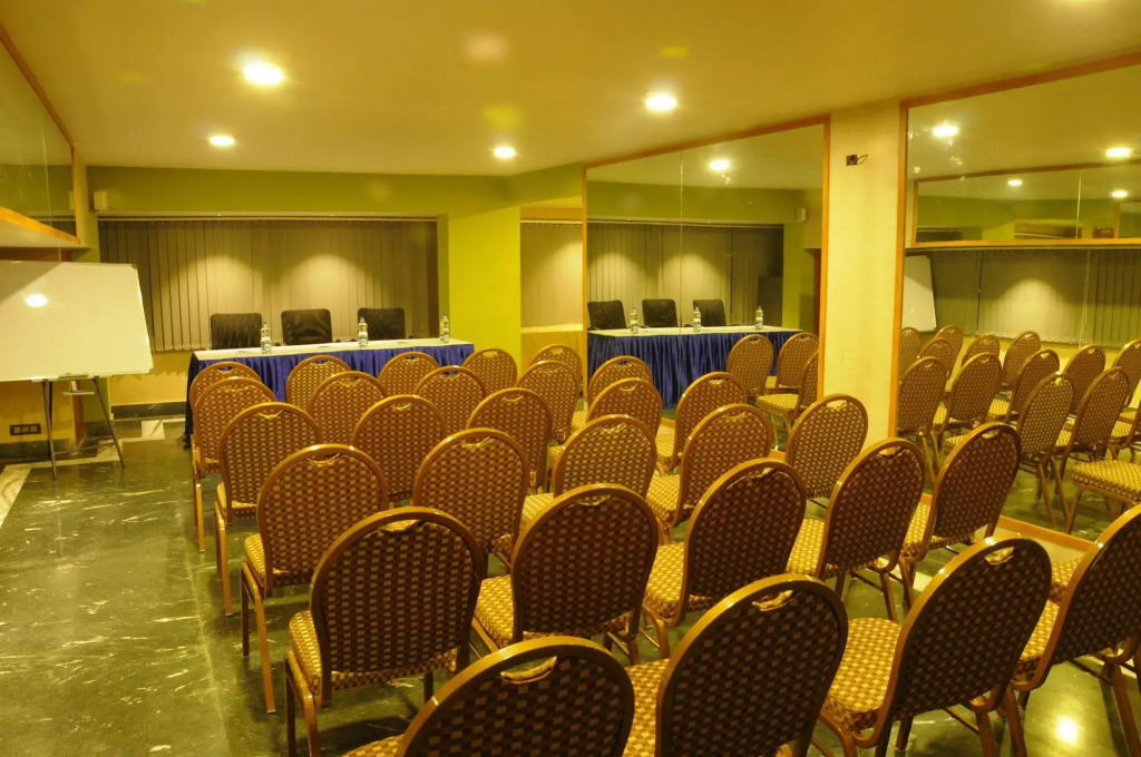 Bangalore Gate Hotel & Conferences