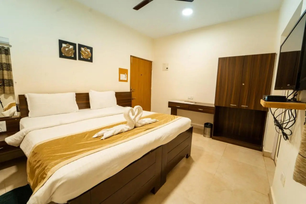 Kays Riverview Resort - Near Baga Beach