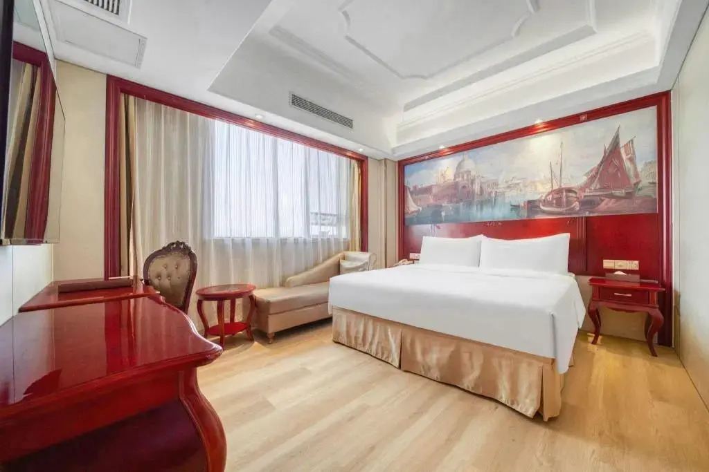Vienna International Hotel Shanghai International Tourism and Resorts Zone