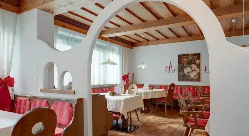 Hotel Moawirt