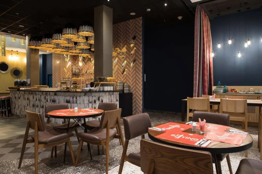 Ibis Abdelmoumen Casa Centre