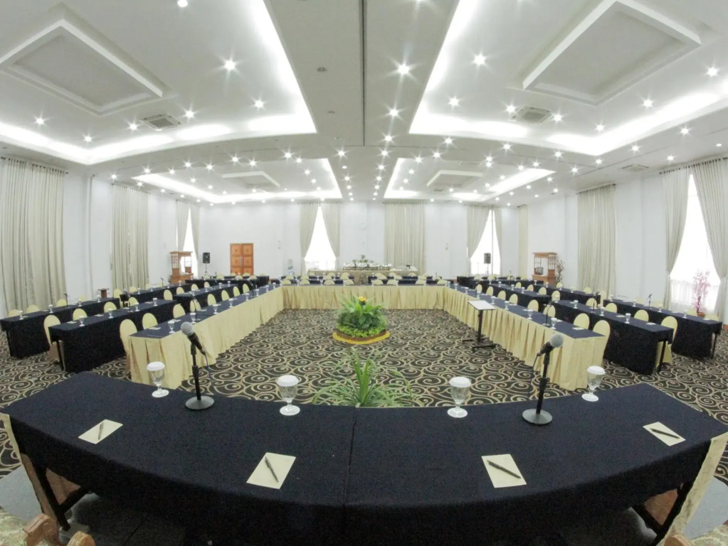 Puri Mega Hotel