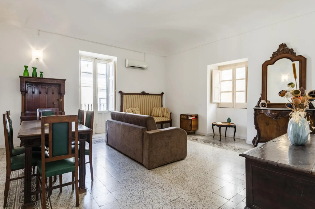 Duplex con terrazza a Noto by Wonderful Italy