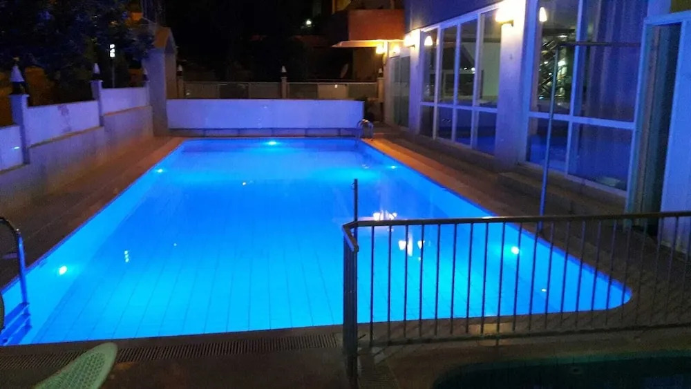 livia hotel