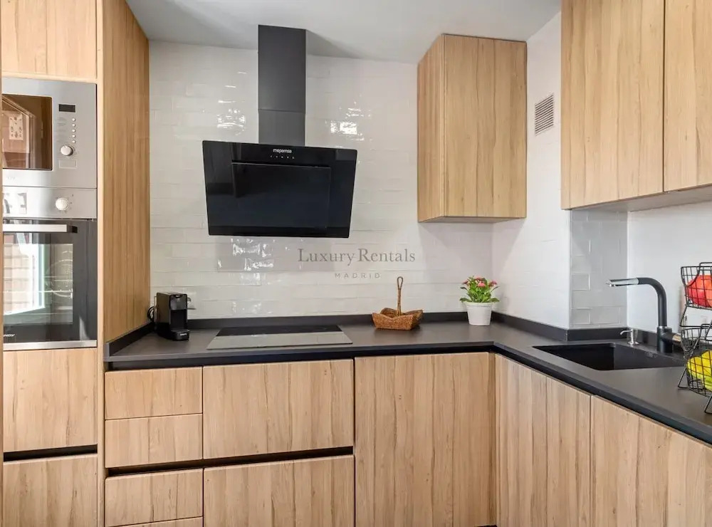 Apartment for 4 in Chamberi ( Plaza Olavide II )