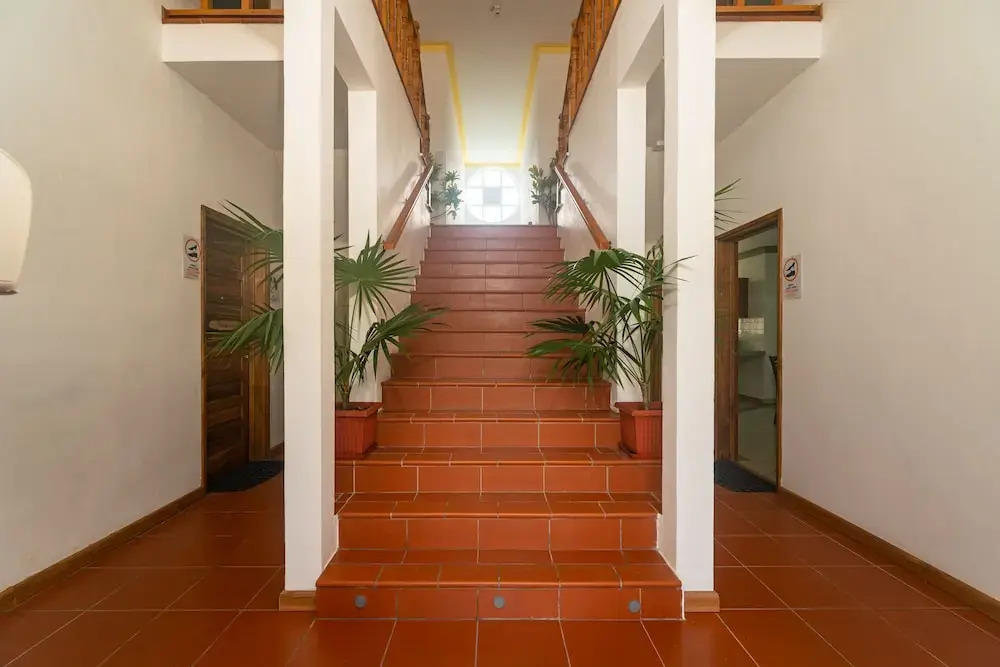 340 Degrees Mountain View Apartments
