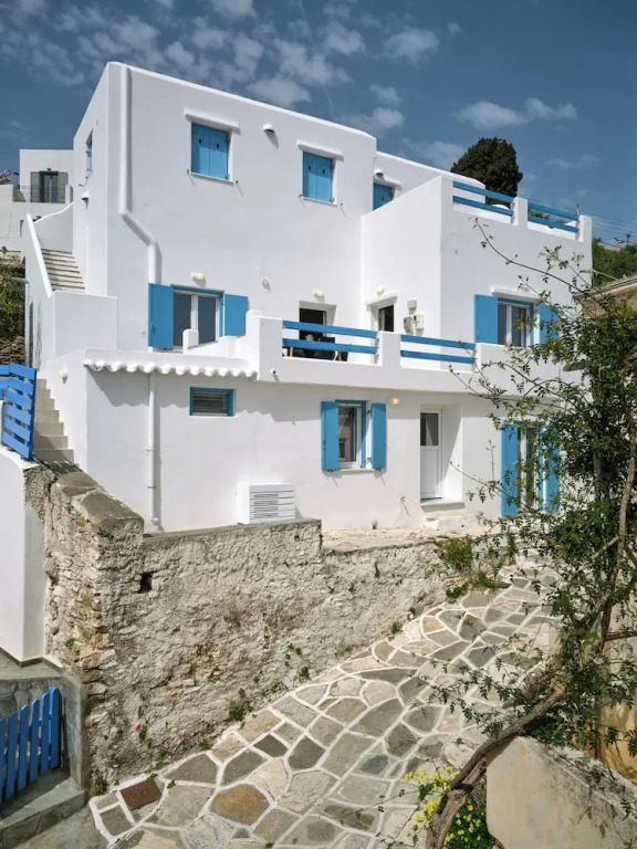 Lefkes Blissful Home