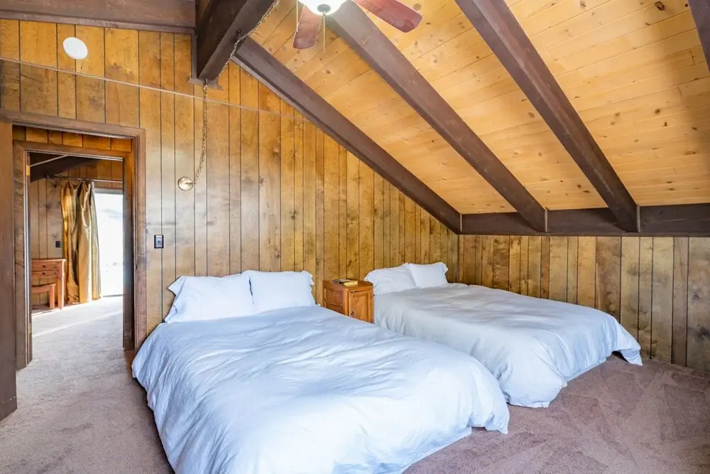 Hope's Cabin - Free Ski/snowboard Rental! - 2br/1.5ba/fireplace/barbeque 2 Bedroom Home