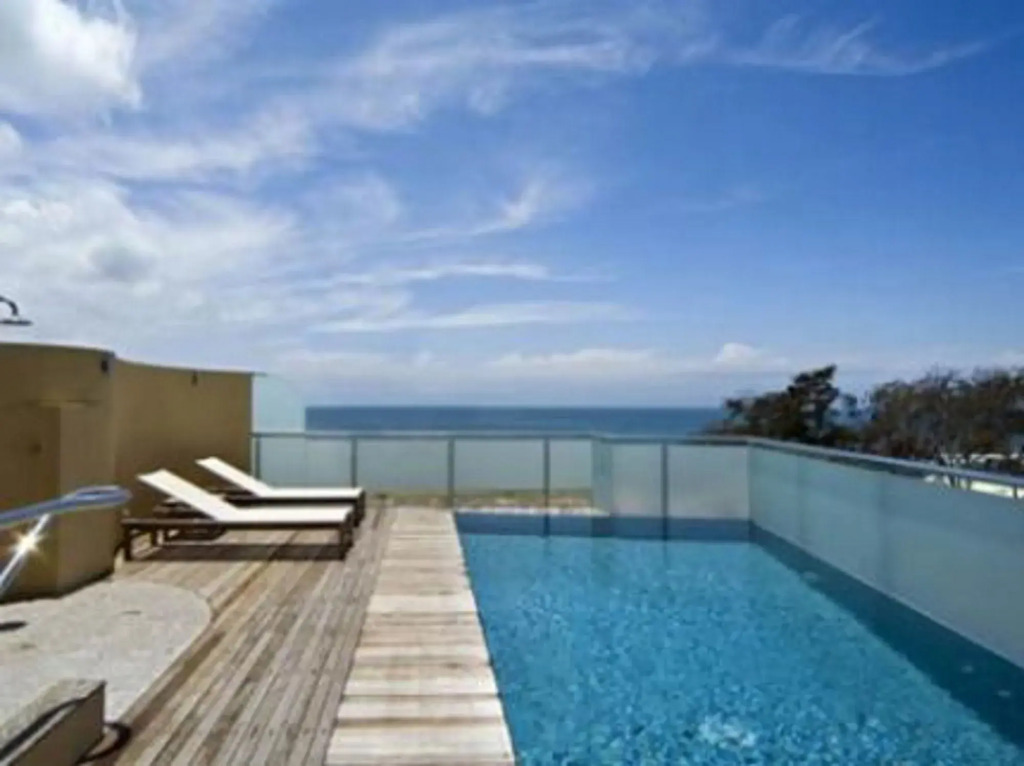Beach Suites