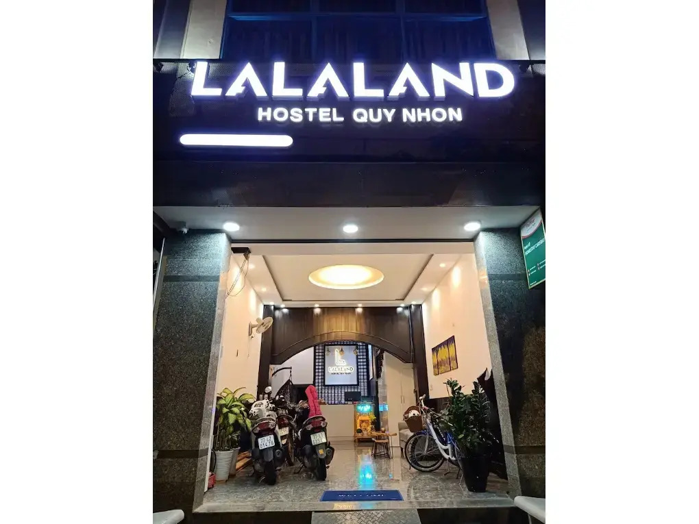 Lalaland Hostel