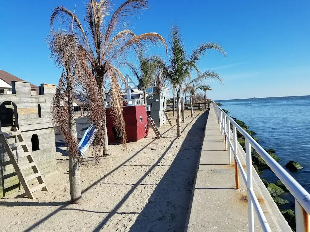 Oceanic Motel