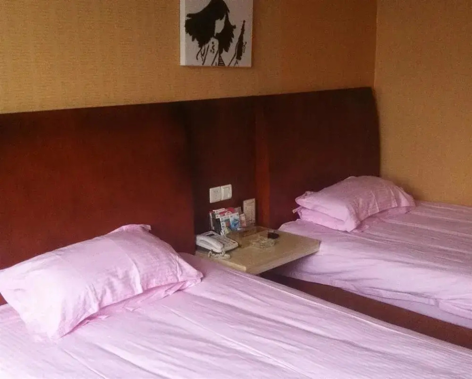 Ninghai Wuyiju 519 Business Hotel