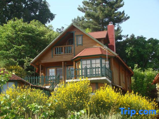 Zeus-Village οικισμός φινλανδικών chalet με πισίνες & γυμναστήριο