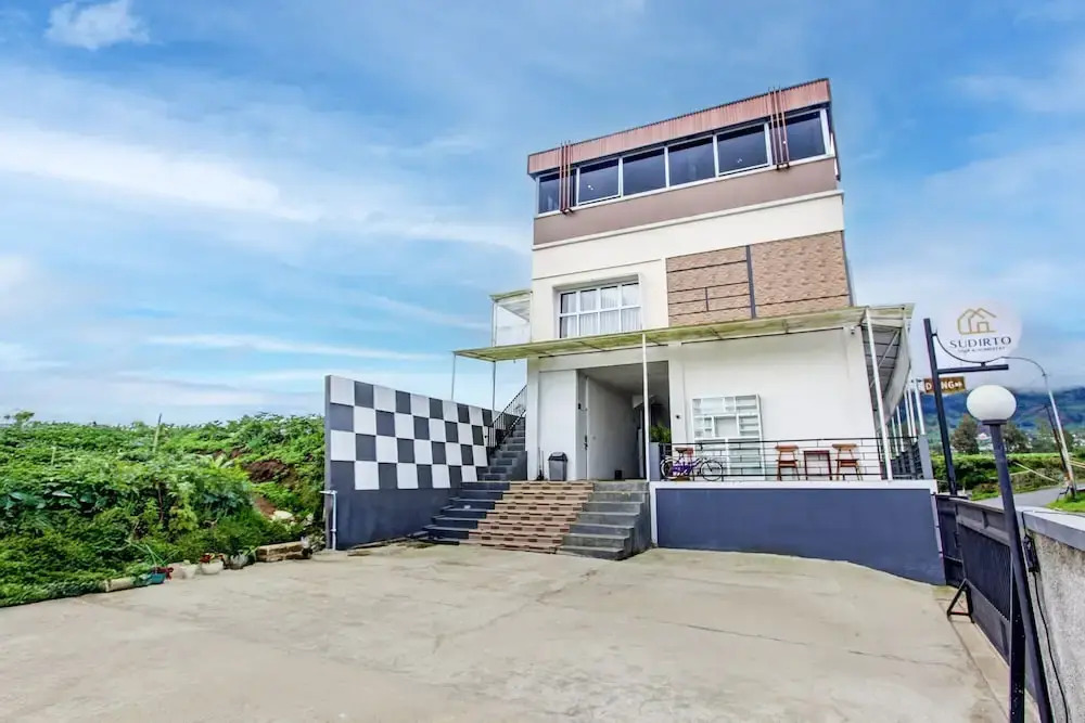 Capital O Sudirto Villa Dan Homestay Dieng
