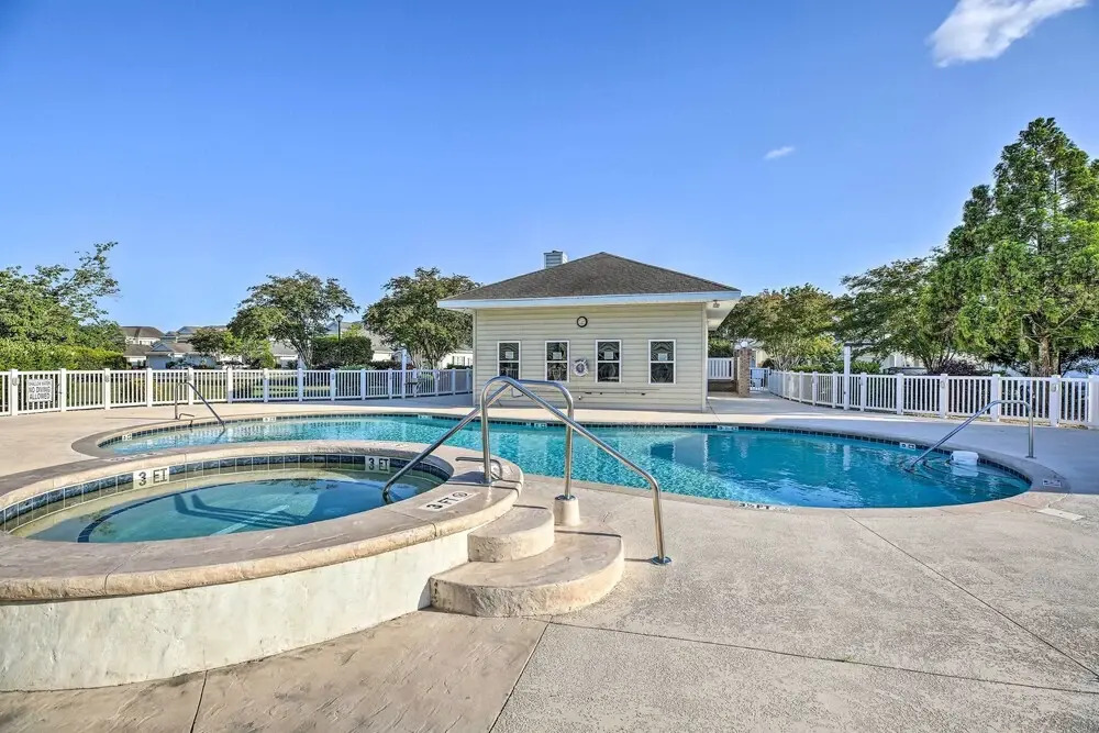 Legends Golf & Resort Townhouse: Resort Amenities!