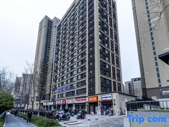 Mias Hotel (Space City Center Plaza)