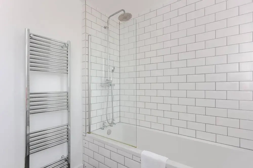 Relaxing 2 Bedroom Top Floor Apartment in Bethnal Green