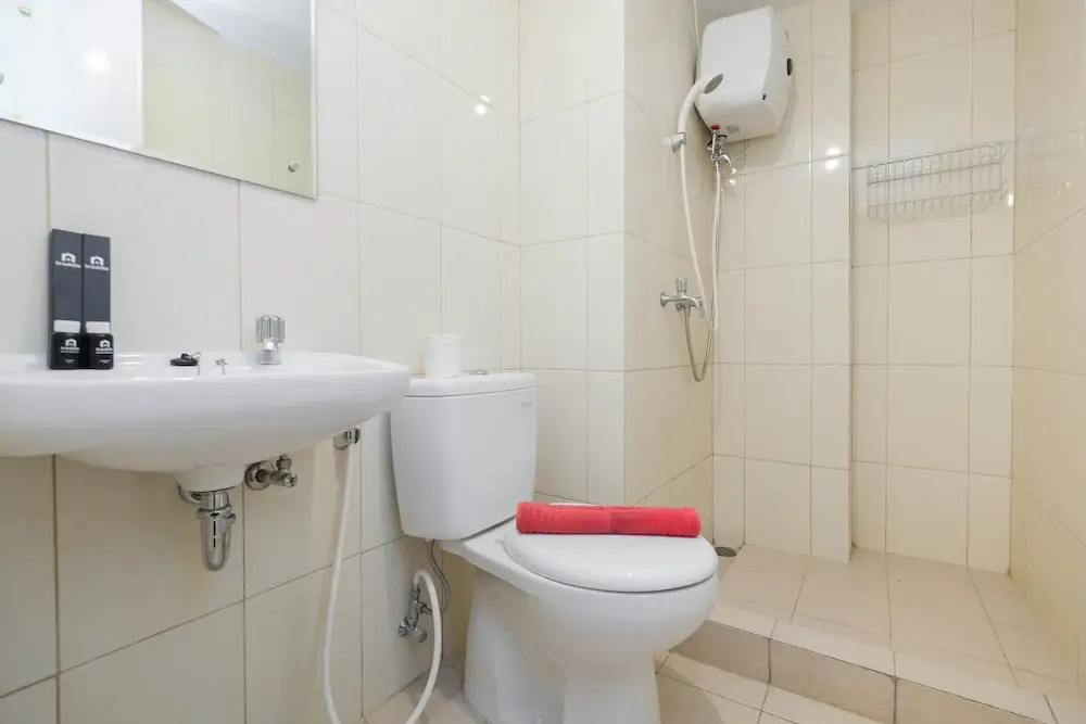 Newly Furnished 2BR Apartment at Springlake Summarecon