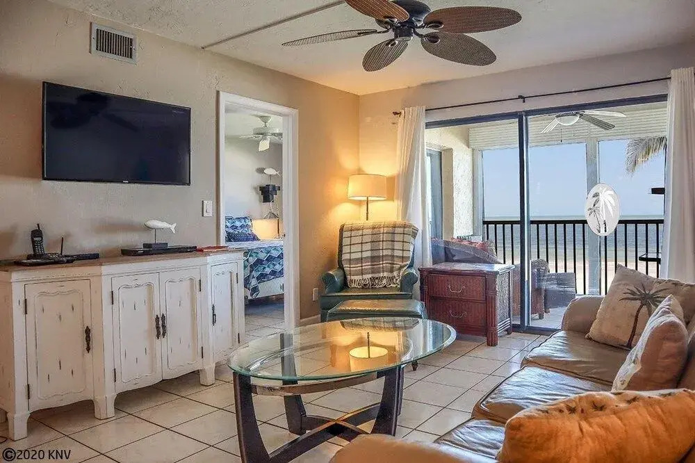 Smugglers Cove 1B5 2 Bedroom Condo