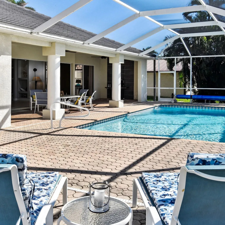 Boaters Dream S Terr Pool Yacht Club Boating