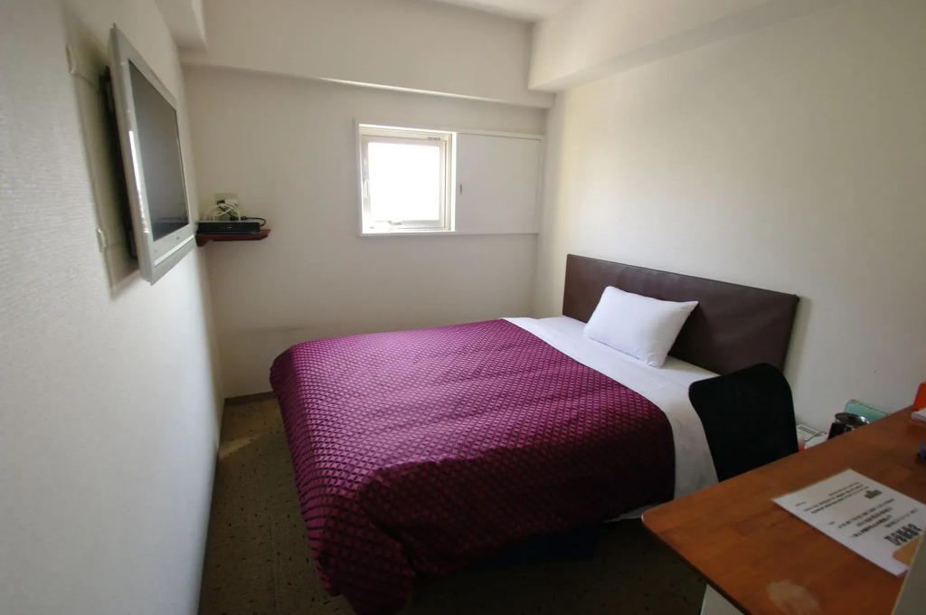 Step Inn Shin-Osaka Higashiguchi