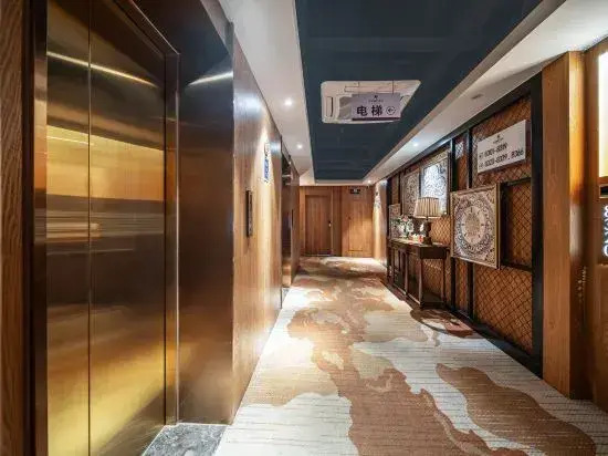 Rezen Select Hotel(Heyuan Asia's Highest Fountain)