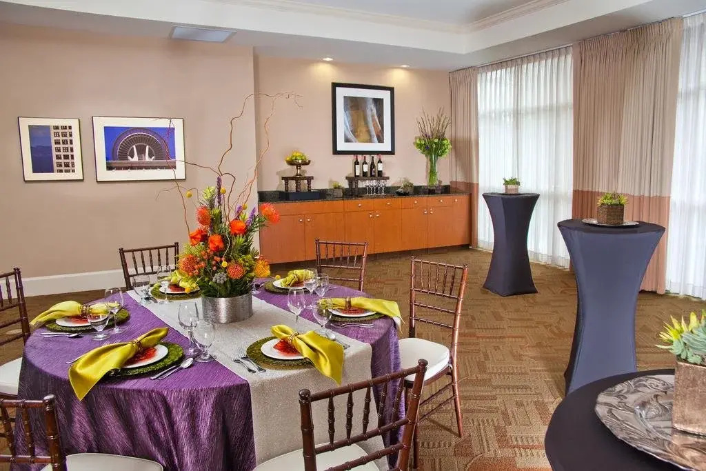 Silver Cloud Hotel - Seattle Broadway